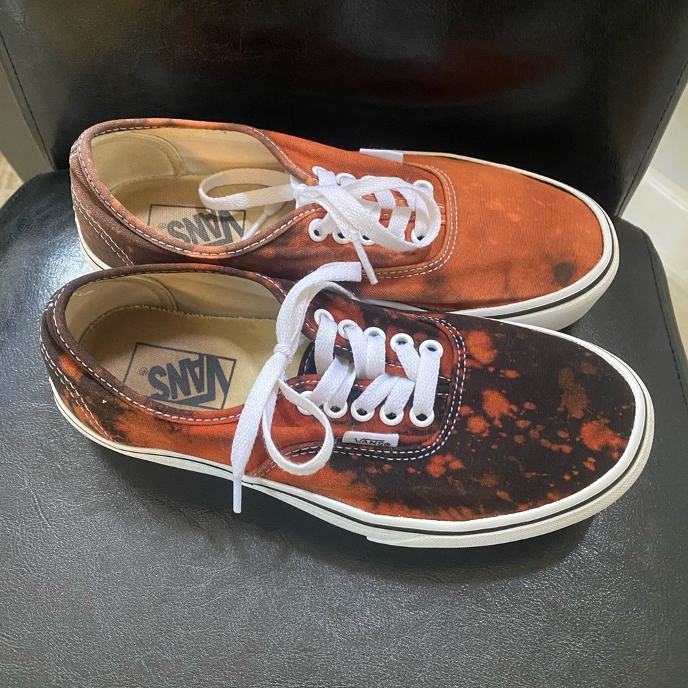 Unique black anti dye vans used